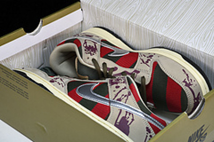 nike sb dunk low freddy krueger 313170-202