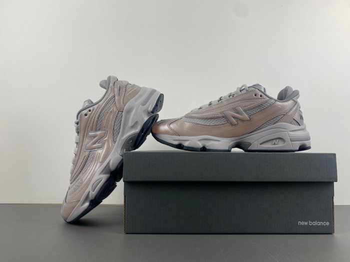 new Ba1an*e 1000 “angora/moonrock” nb x jfg m1000te