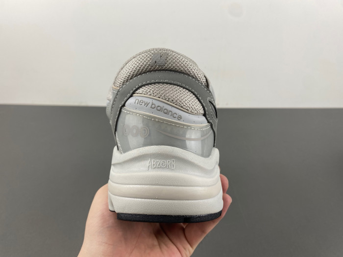 new Ba1an*e 1000 “angora/moonrock” nb x jfg m1000al1