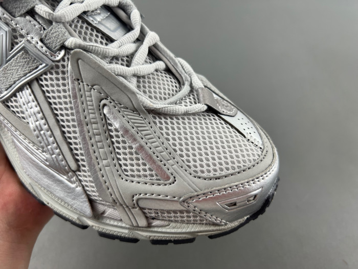 new Ba1an*e 1906a grey m1906ag