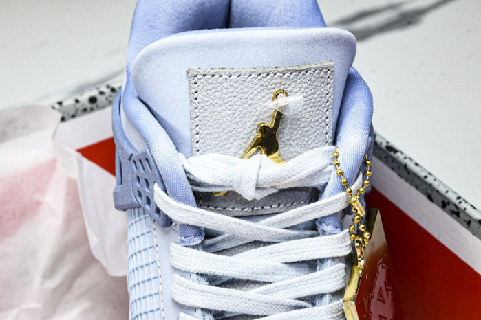 Jordan 4 UNC Tar Heels PE HV9204-407