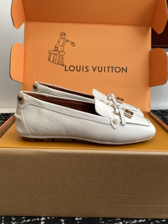 LOVT SNEAKER lv-382
