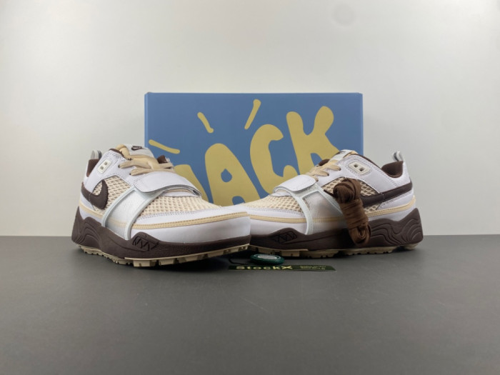 Nike Zoom Field Jaxx SP Travis Scott HQ3073-100
