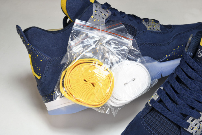 jordan 4 retro michigan aj4 1036660