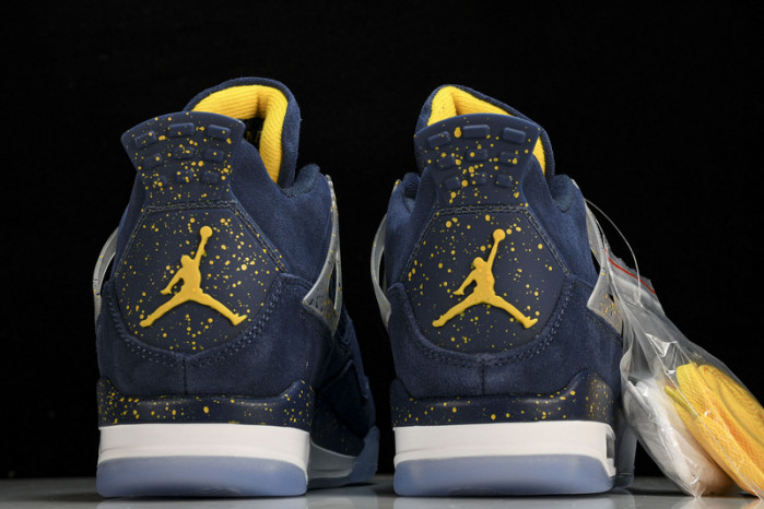jordan 4 retro michigan aj4 1036660