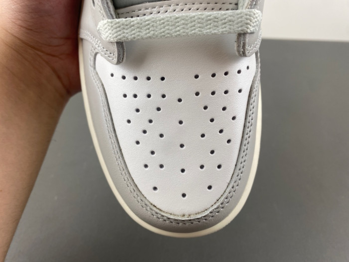 AIR JORDAN 1 Low HF3144-100