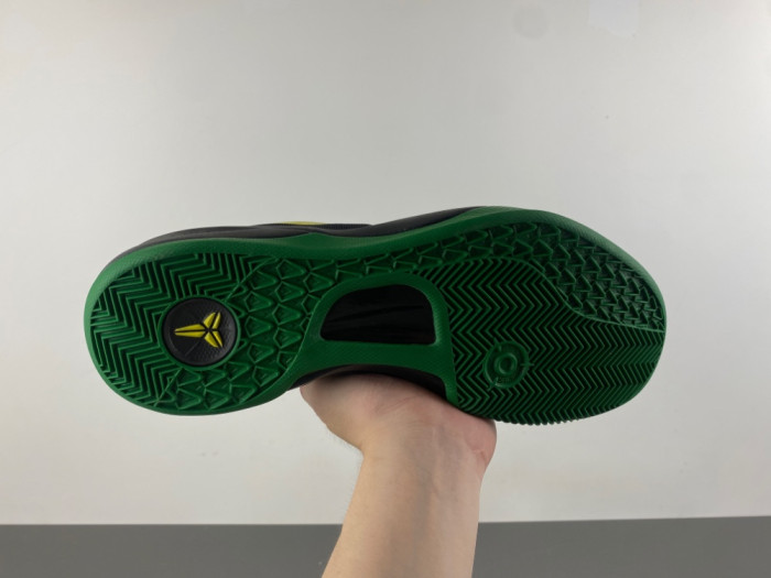 Nike Kobe 8 Protro HQ3138-8001