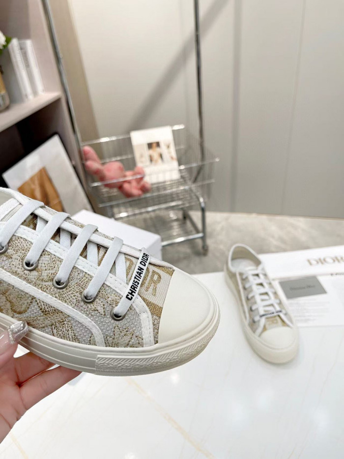 DR B23 LOW-TOP SNEAKERS DR-73