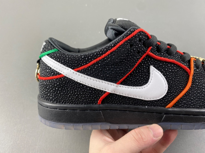 Nike SB Dunk Low Bronx Girls Skate HV1664-001