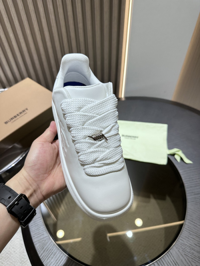 BUBERY SNEAKER 23168