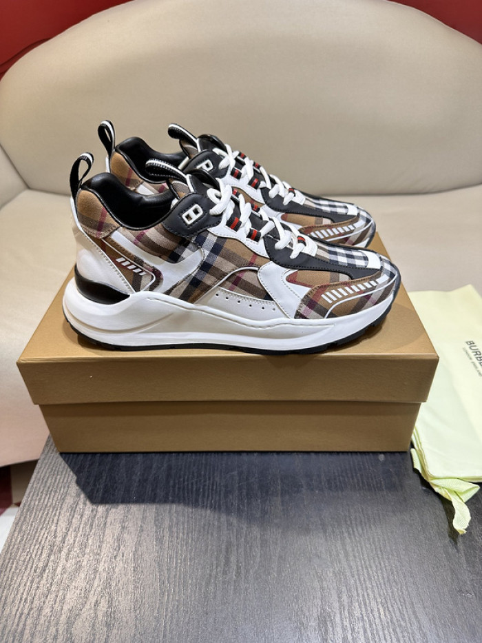 BUBERY SNEAKER 23162