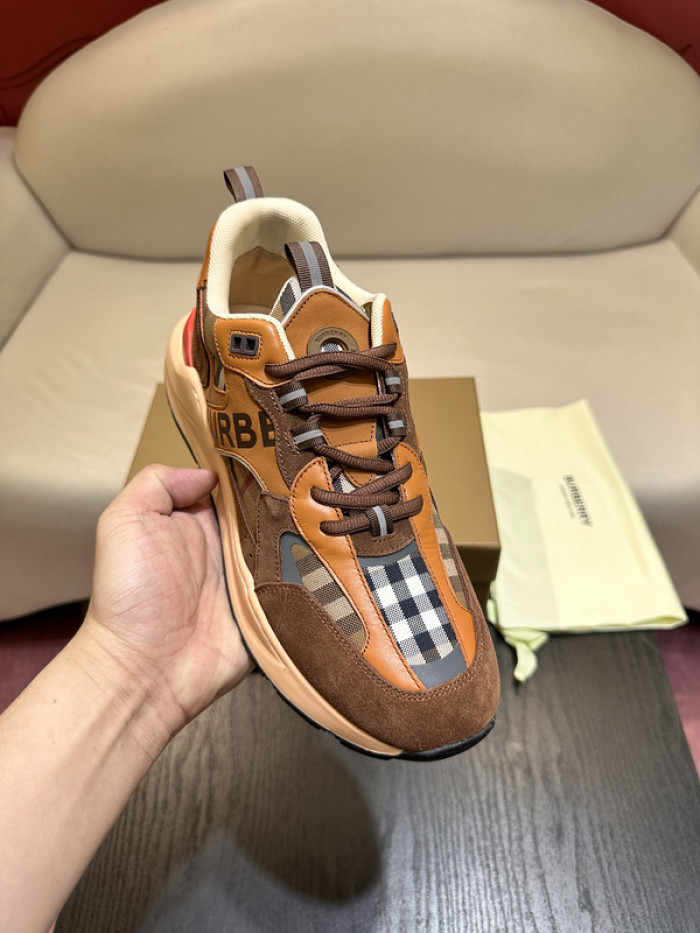 BUBERY SNEAKER 23163