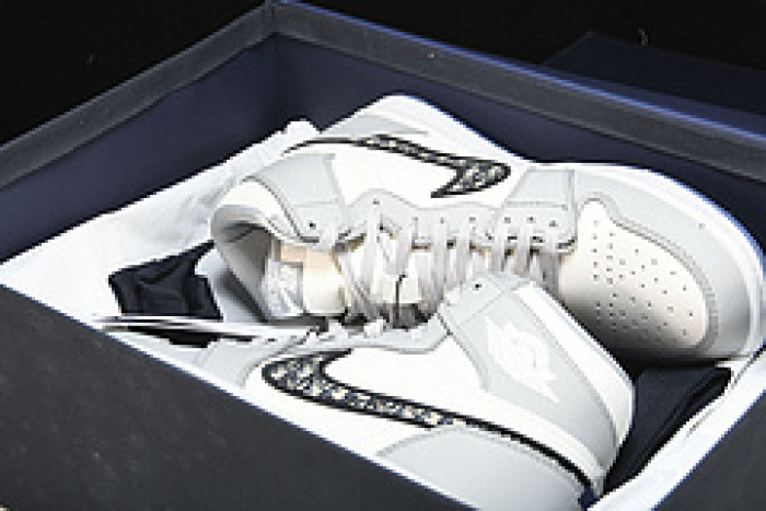 air jordan 1 x dr retro high cn8607-002