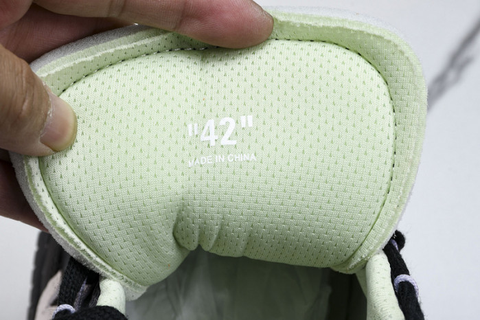 OF C/O ODSY-1000 SNEAKERS ow-47