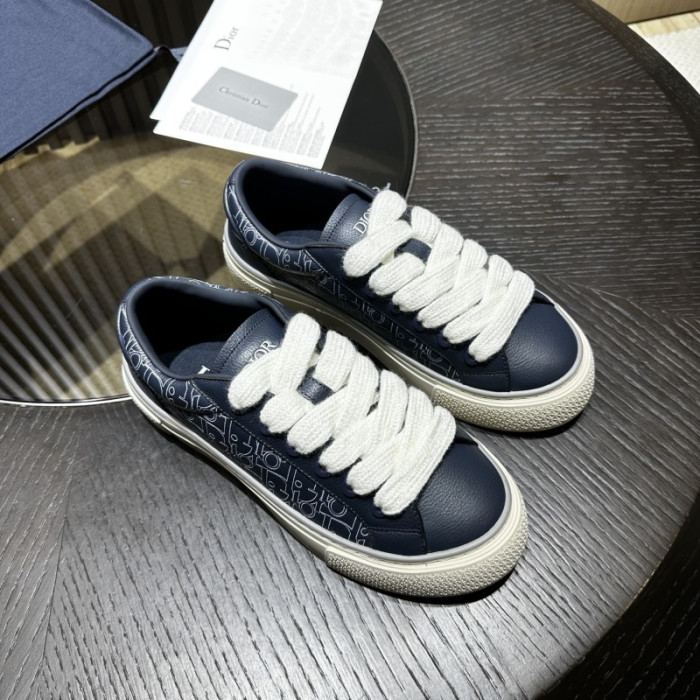 DR B33 LOW-TOP SNEAKERS DR-111