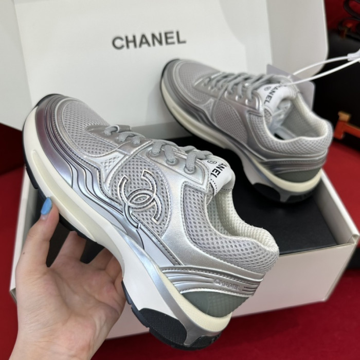 CN LOW TOP TRAINER CC SNEAKERS 21010931