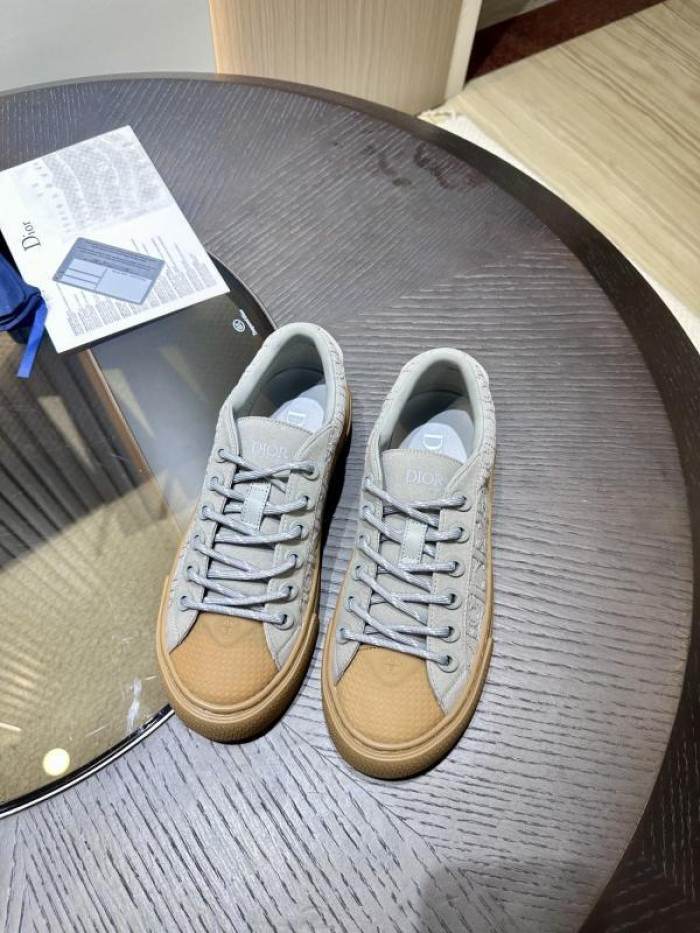 DR B33 LOW-TOP SNEAKERS DR-115