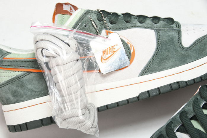 oT0mo katsuhiro x nk sb dunk low "steamboy ost lf0039-007