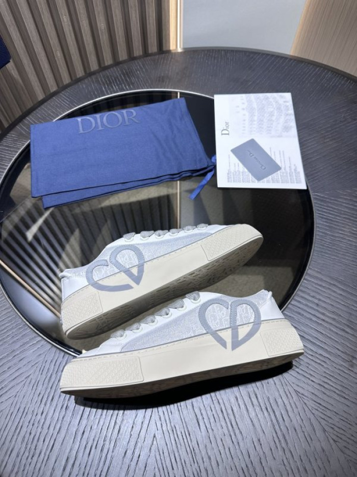 DR B33 LOW-TOP SNEAKERS DR-130