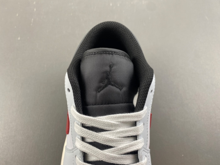 Air Jordan 1 Low 553558-081