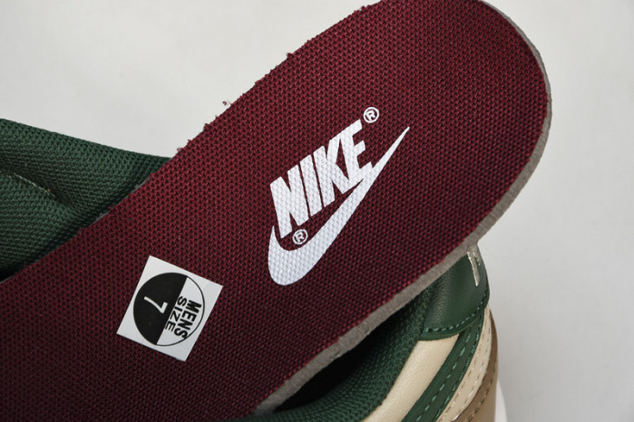 nike dunk low retro rattan gorge green fb7160-231