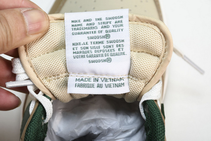 nike dunk low retro rattan gorge green fb7160-231