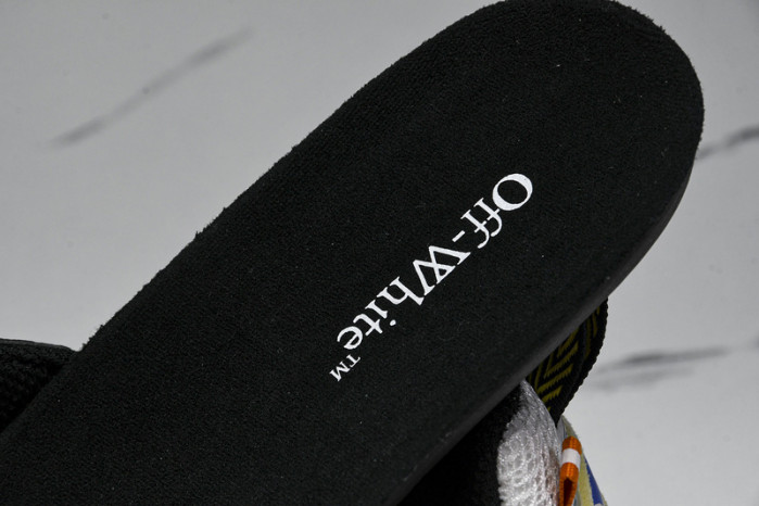 of be right back sneakers ob10