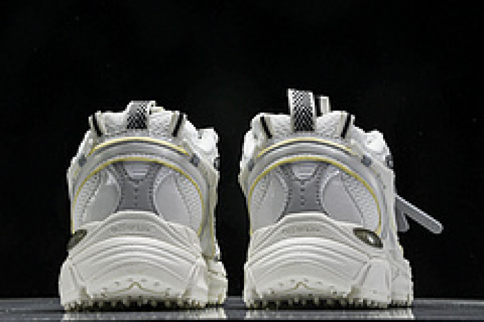 of be right back sneakers ob3